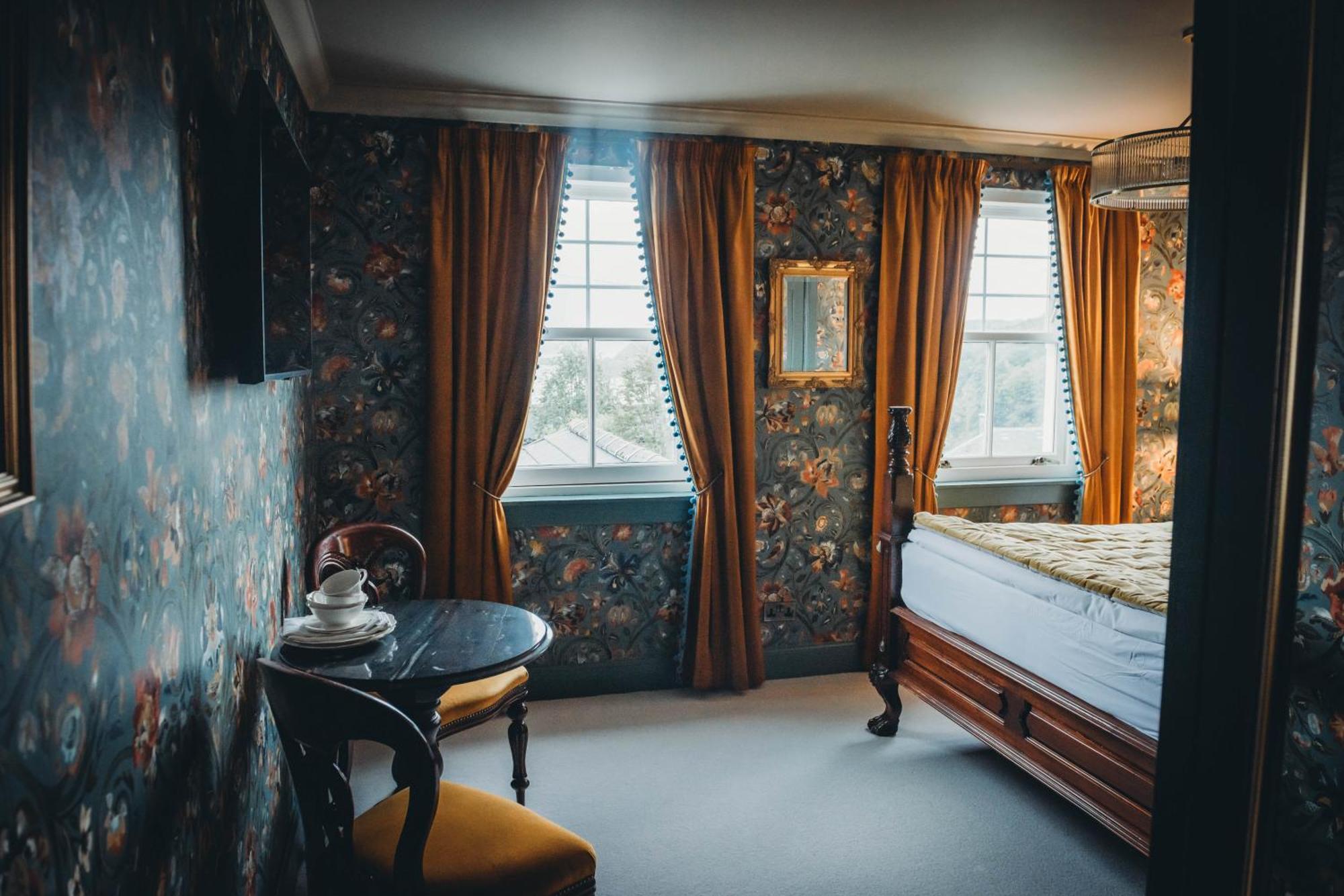 Roslyn House Hotel Tobermory Ngoại thất bức ảnh