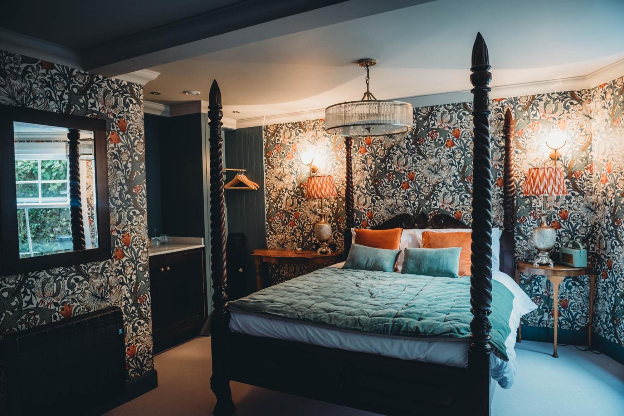 Roslyn House Hotel Tobermory Ngoại thất bức ảnh